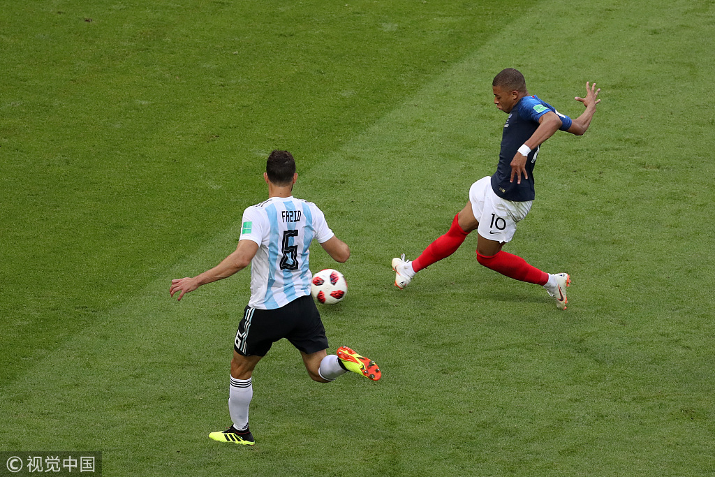  姆巴佩梅开二度助球队逆转,法甲积分榜升至次席  