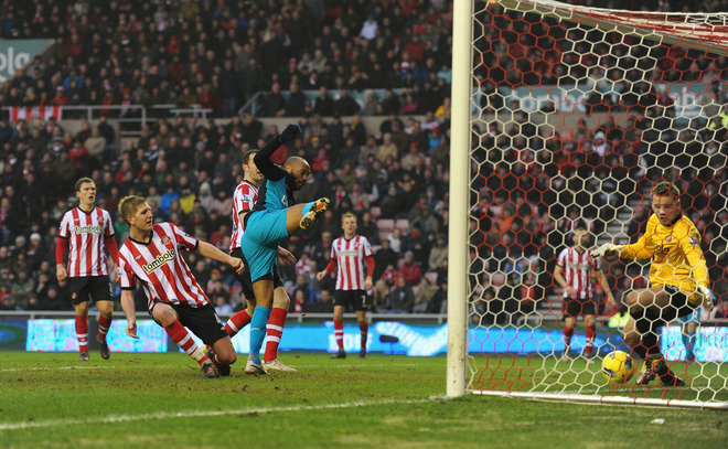  桑德兰黑猫露锋芒，光明球场见证逆袭时刻